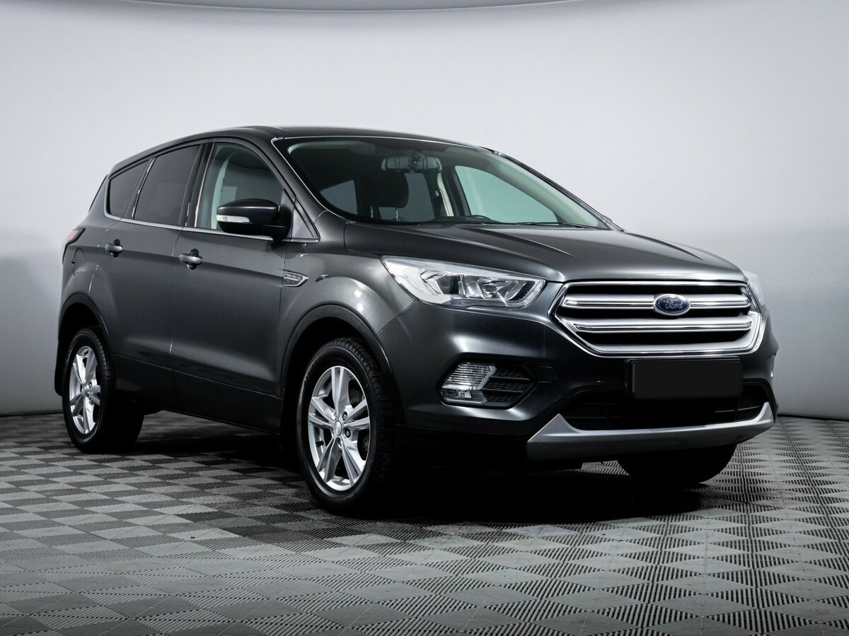Ford Kuga II Рестайлинг, 2019 - фото №3