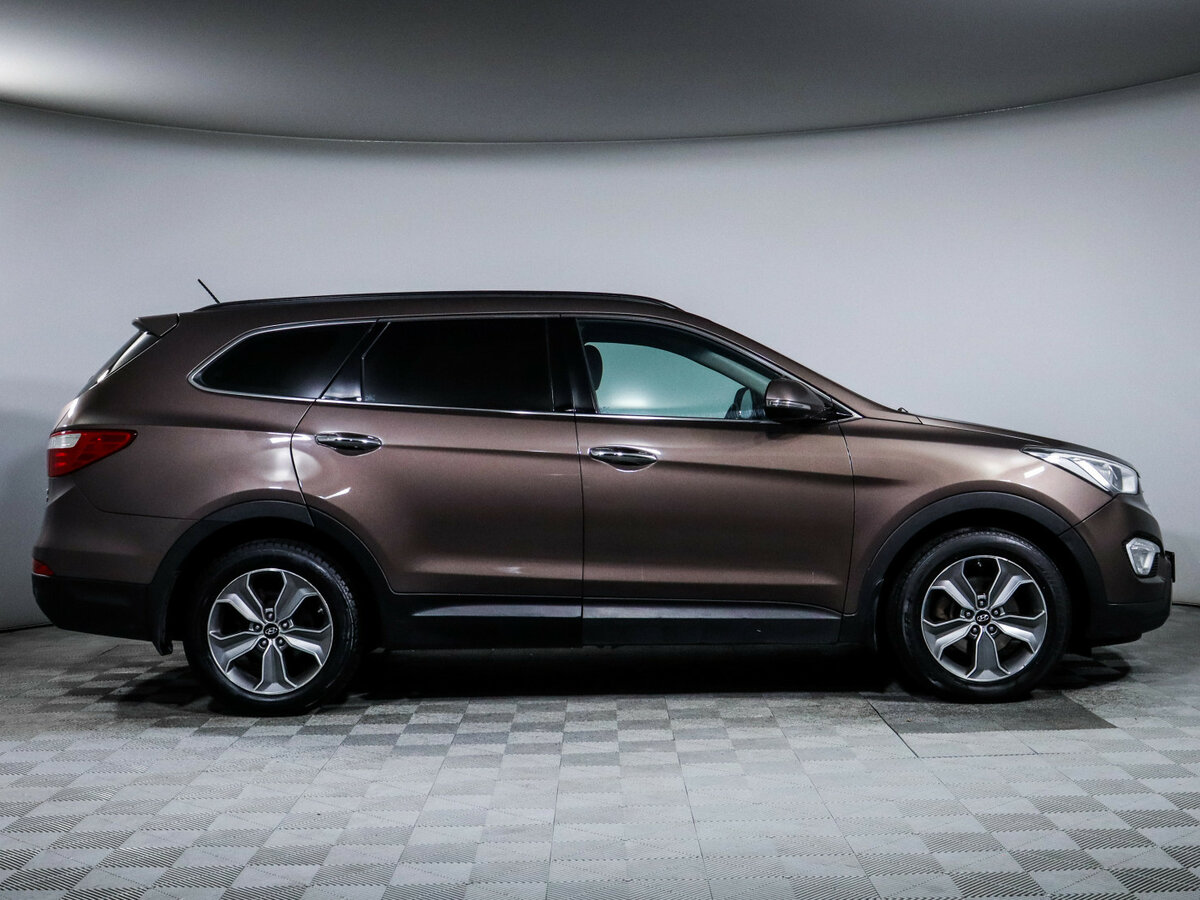 Hyundai Santa Fe Grand III, 2014 - фото №4