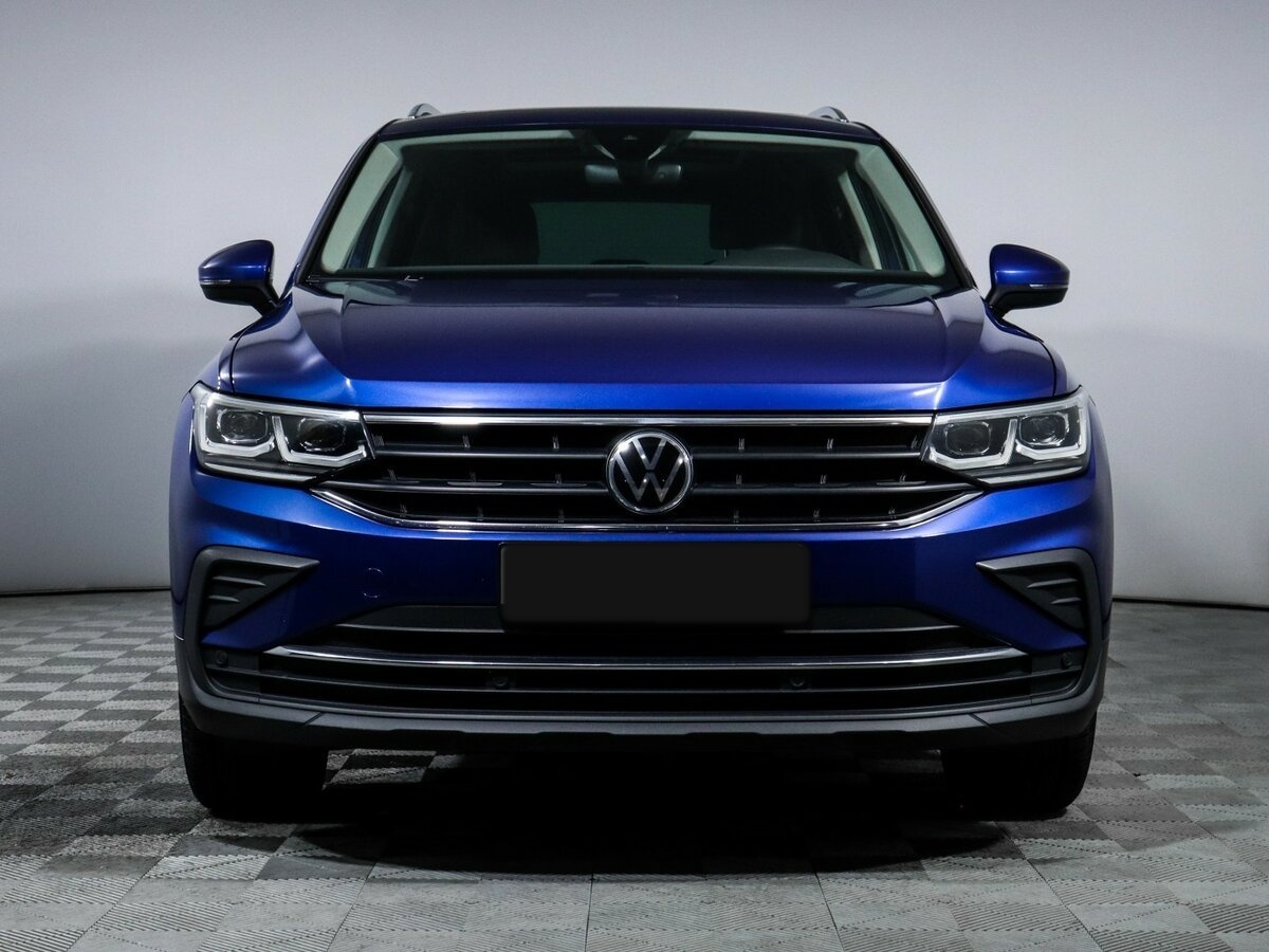 Volkswagen Tiguan II Рестайлинг, 2021 - фото №2