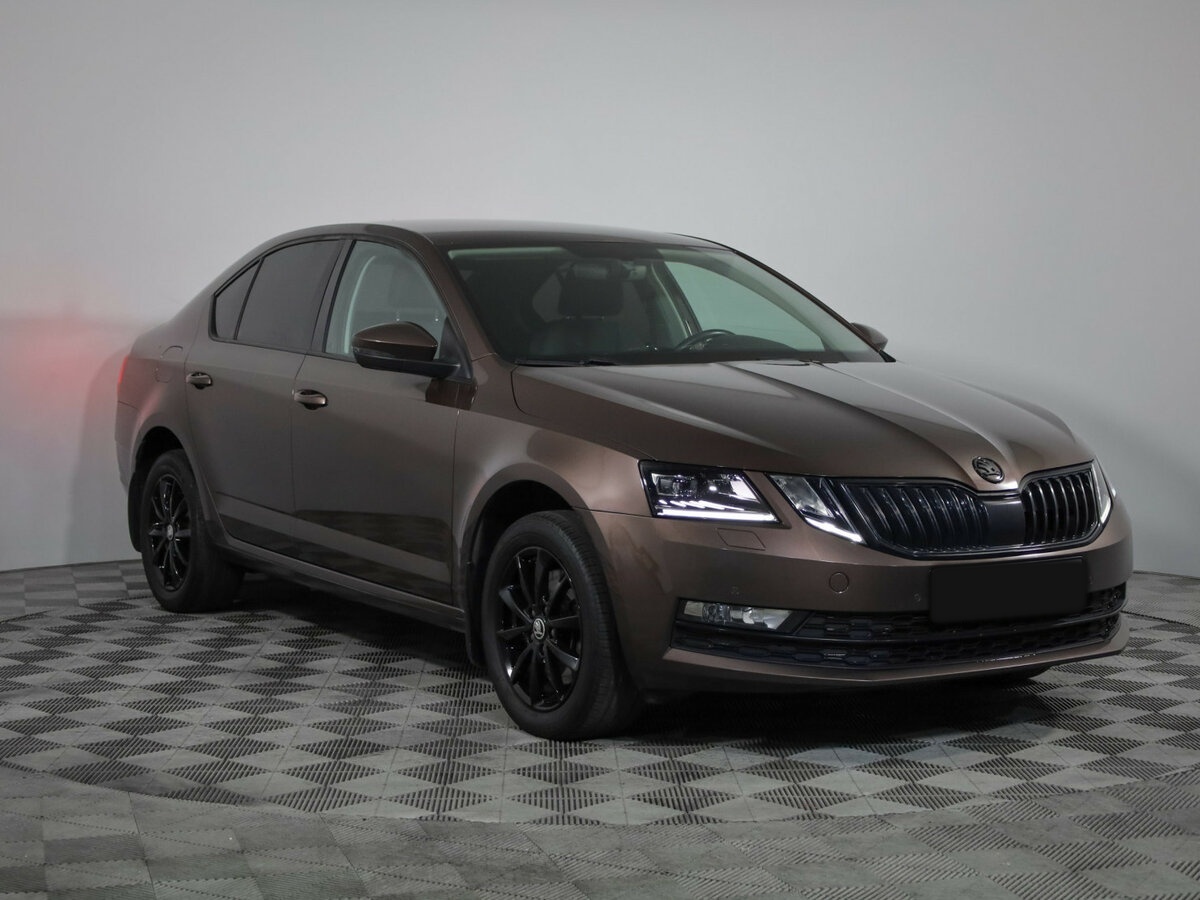 Skoda Octavia III (A7) Рестайлинг, 2017 - фото №3