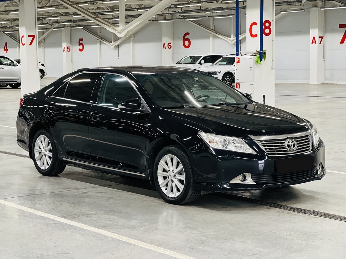 Toyota Camry VII (XV50), 2013 - фото №3