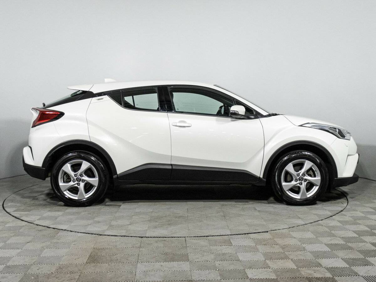 Toyota C-HR I, 2018 - фото №4