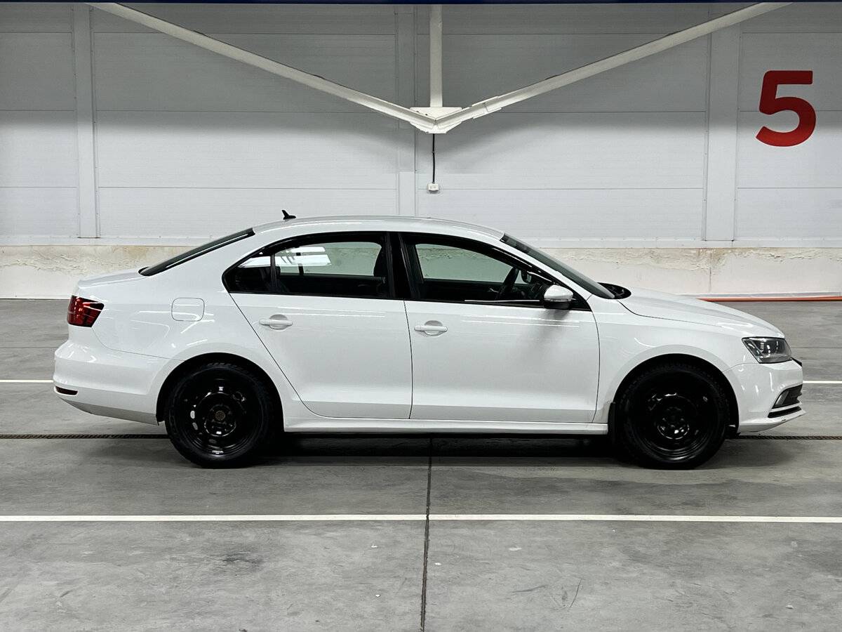 Volkswagen Jetta VI Рестайлинг, 2016 - фото №4