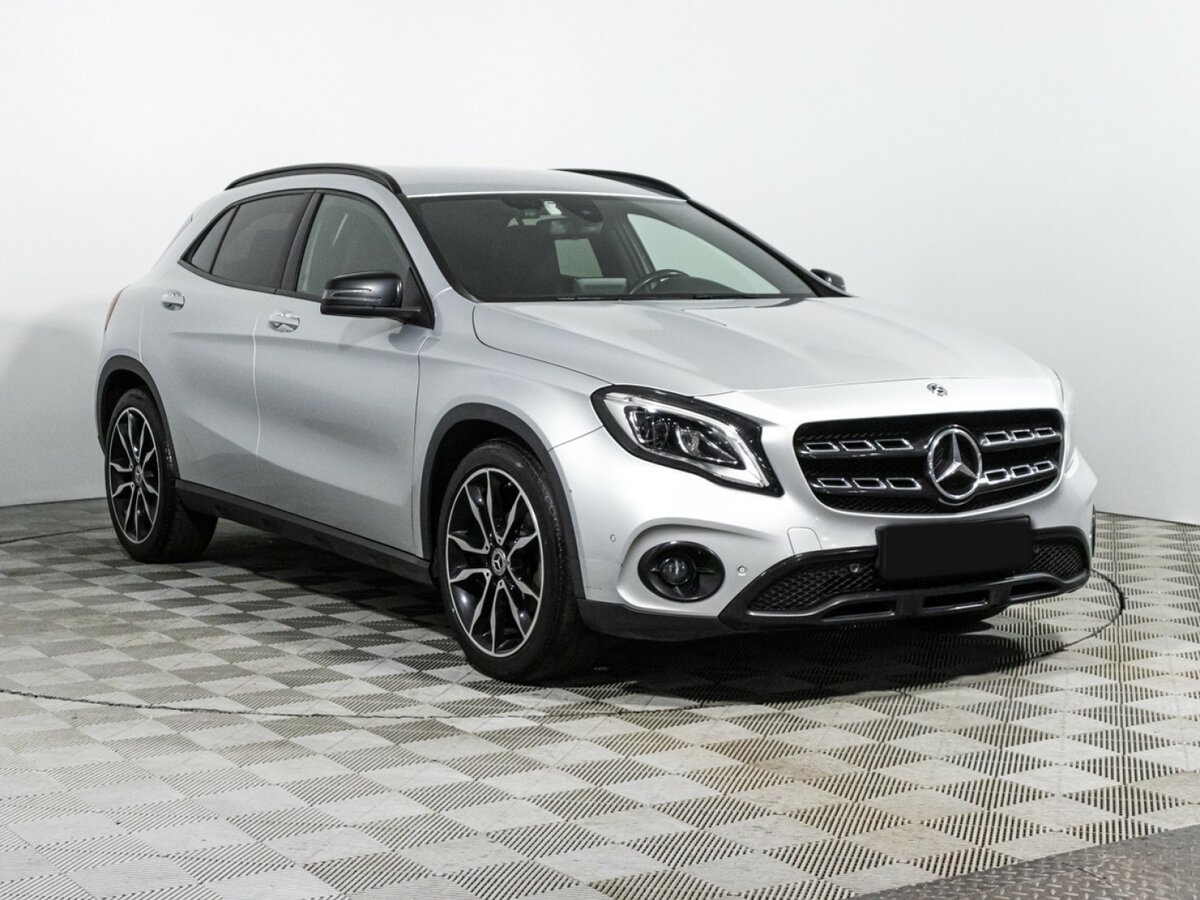 Mercedes-Benz GLA 200 I (X156) Рестайлинг, 2019 - фото №3