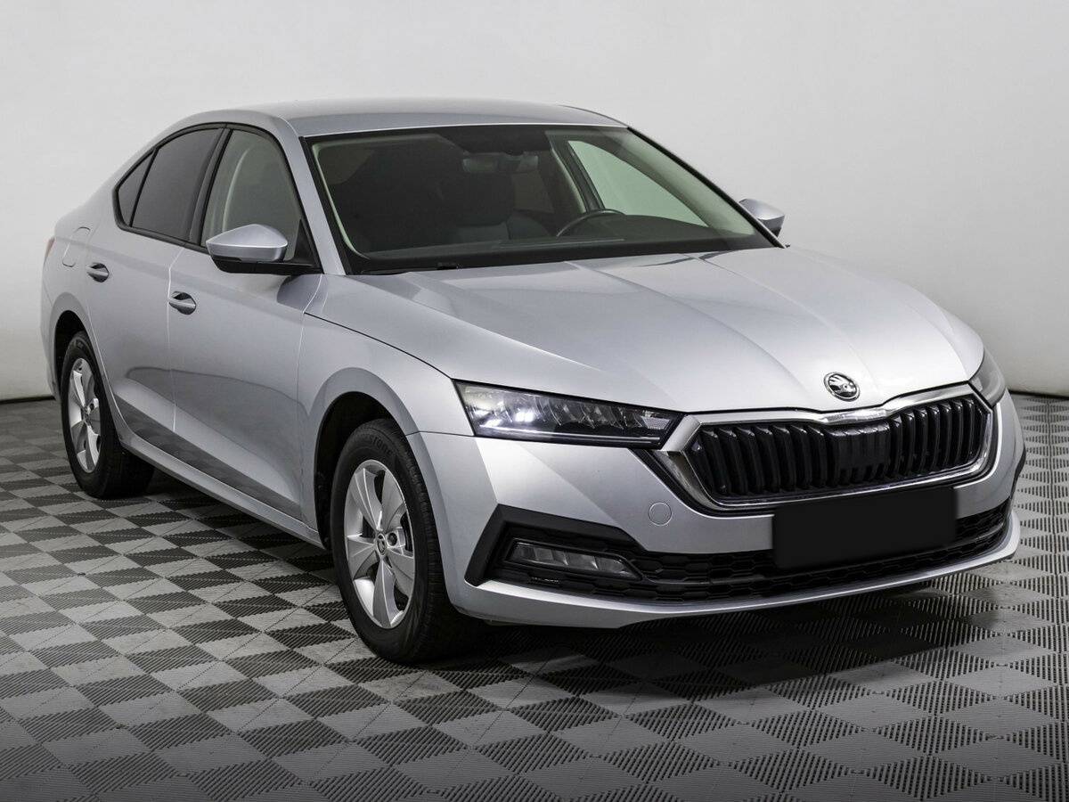 Skoda Octavia IV (A8), 2020 - фото №3