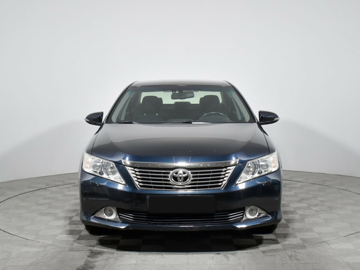Toyota Camry VII (XV50), 2012 - фото №2
