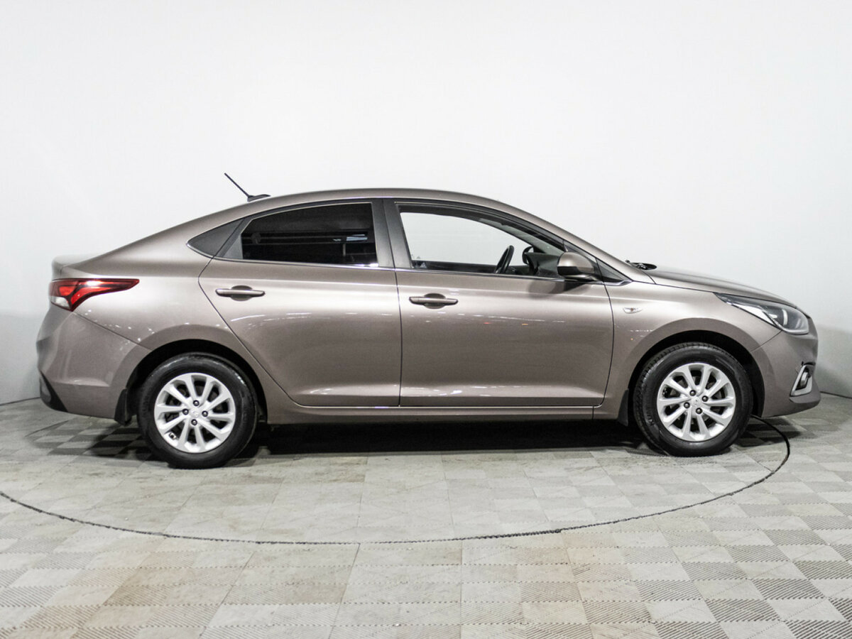 Hyundai Solaris II, 2018 - фото №4