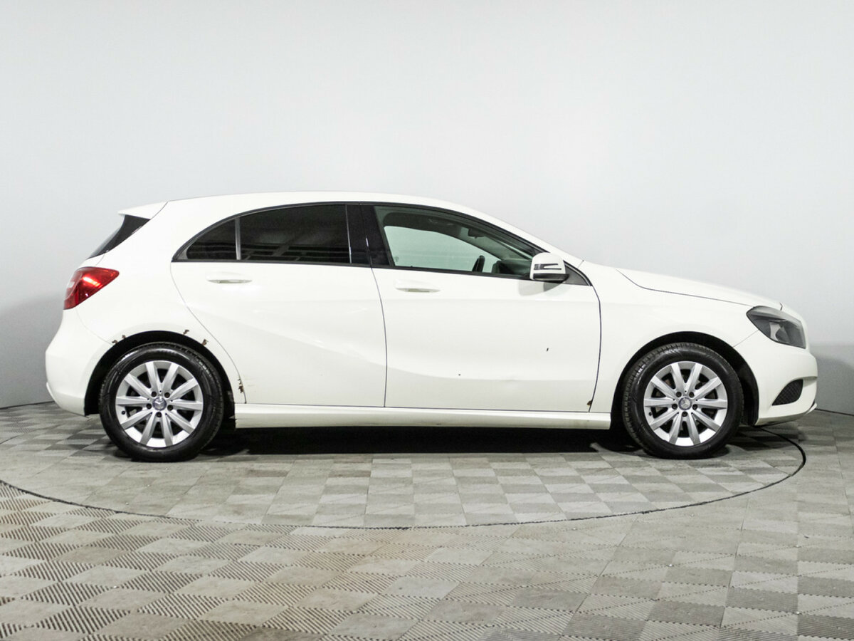 Mercedes-Benz A-Класс 180 III (W176), 2013 - фото №4