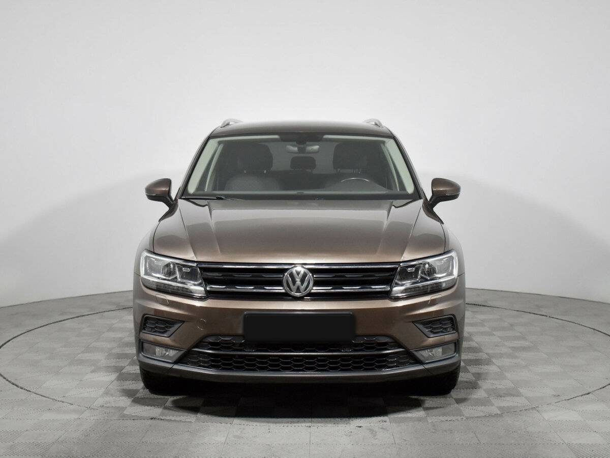 Volkswagen Tiguan II, 2018 - фото №2