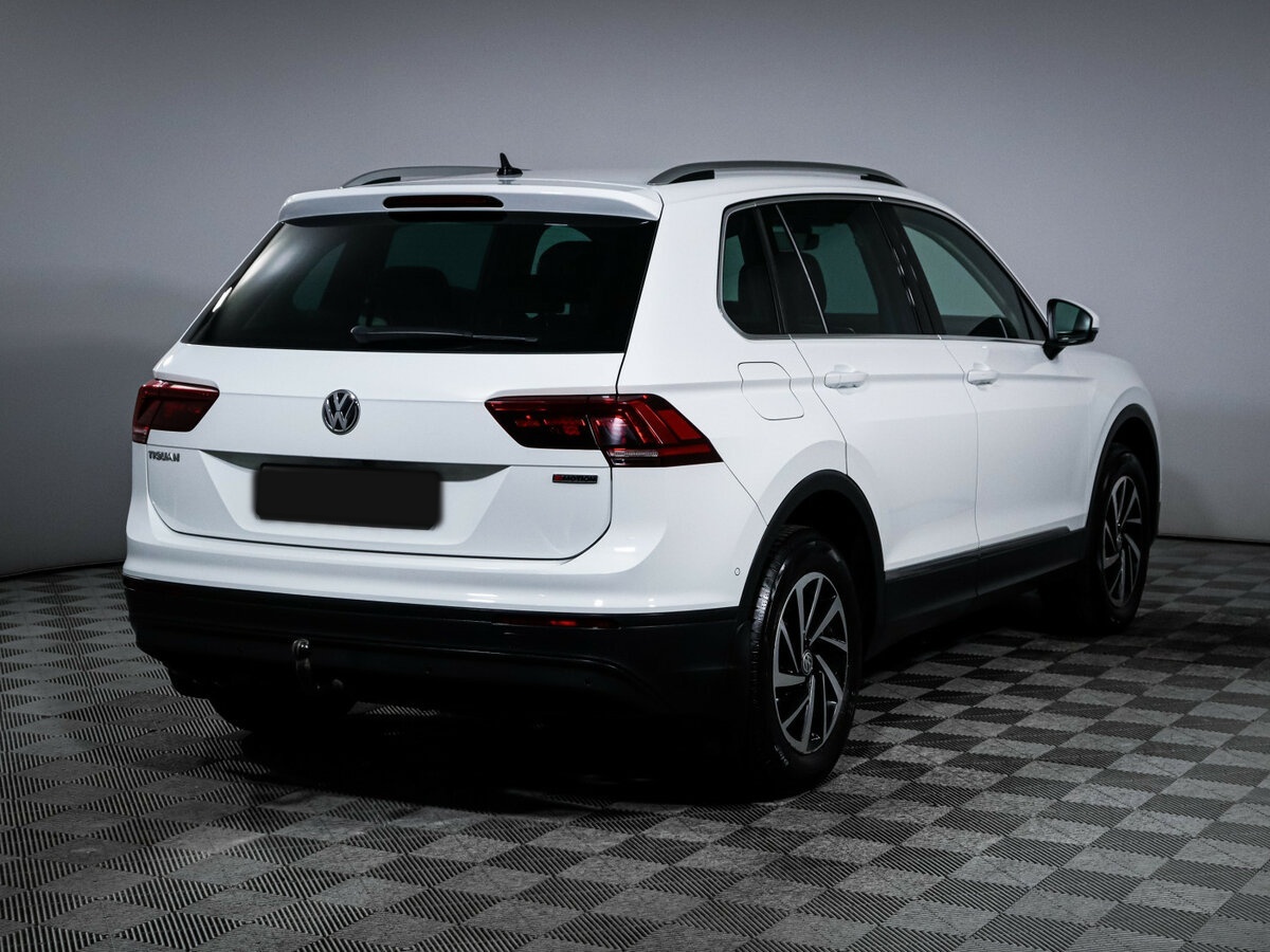 Volkswagen Tiguan II, 2018 - фото №4