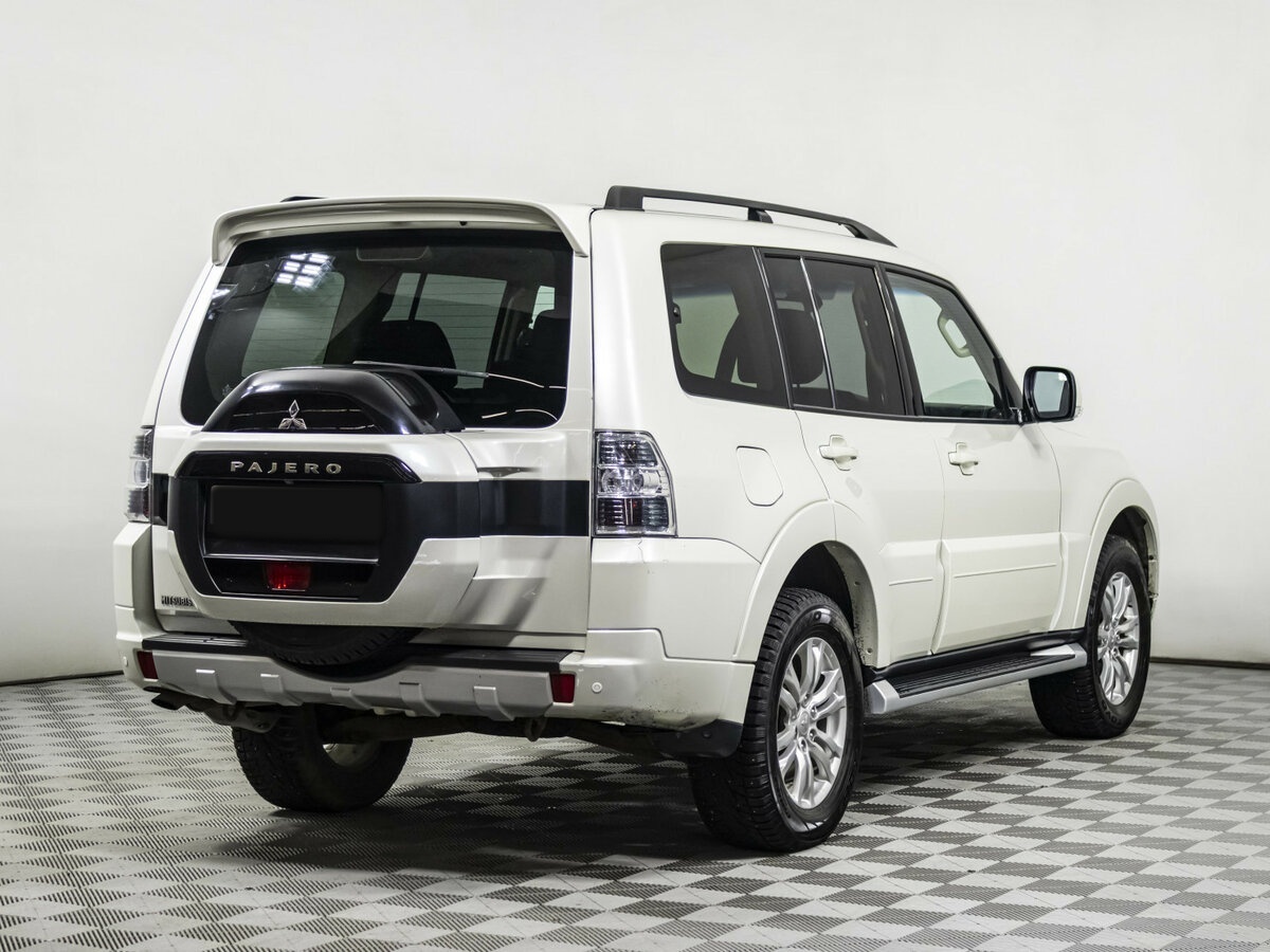 Mitsubishi Pajero IV Рестайлинг 2, 2014 - фото №4