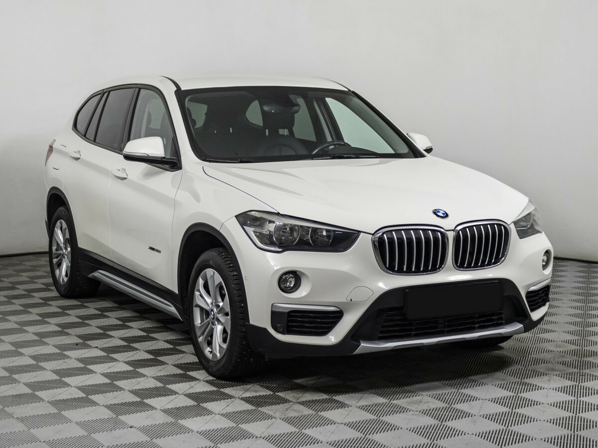 BMW X1 20i xDrive II (F48), 2016 - фото №3