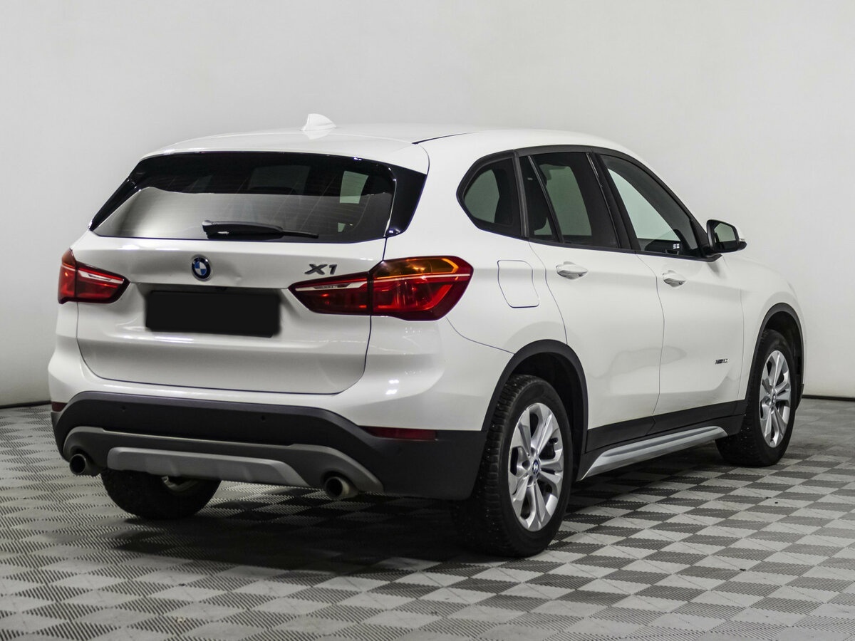 BMW X1 20i xDrive II (F48), 2016 - фото №4