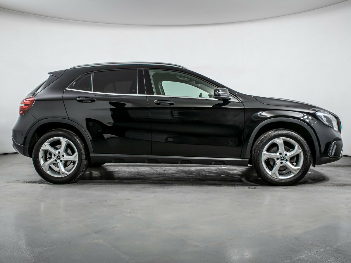 Mercedes-Benz GLA 200 I (X156) Рестайлинг, 2018 - фото №4