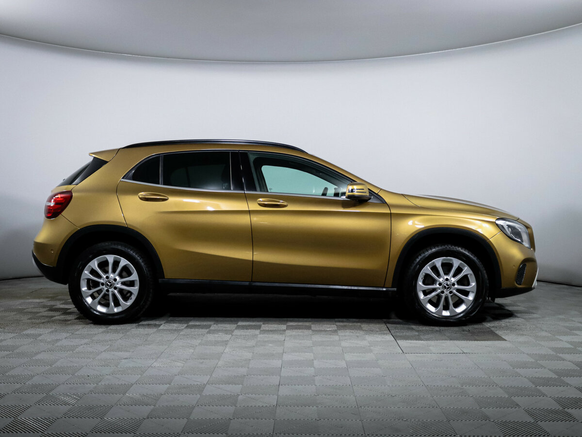 Mercedes-Benz GLA 250 I (X156) Рестайлинг, 2017 - фото №4