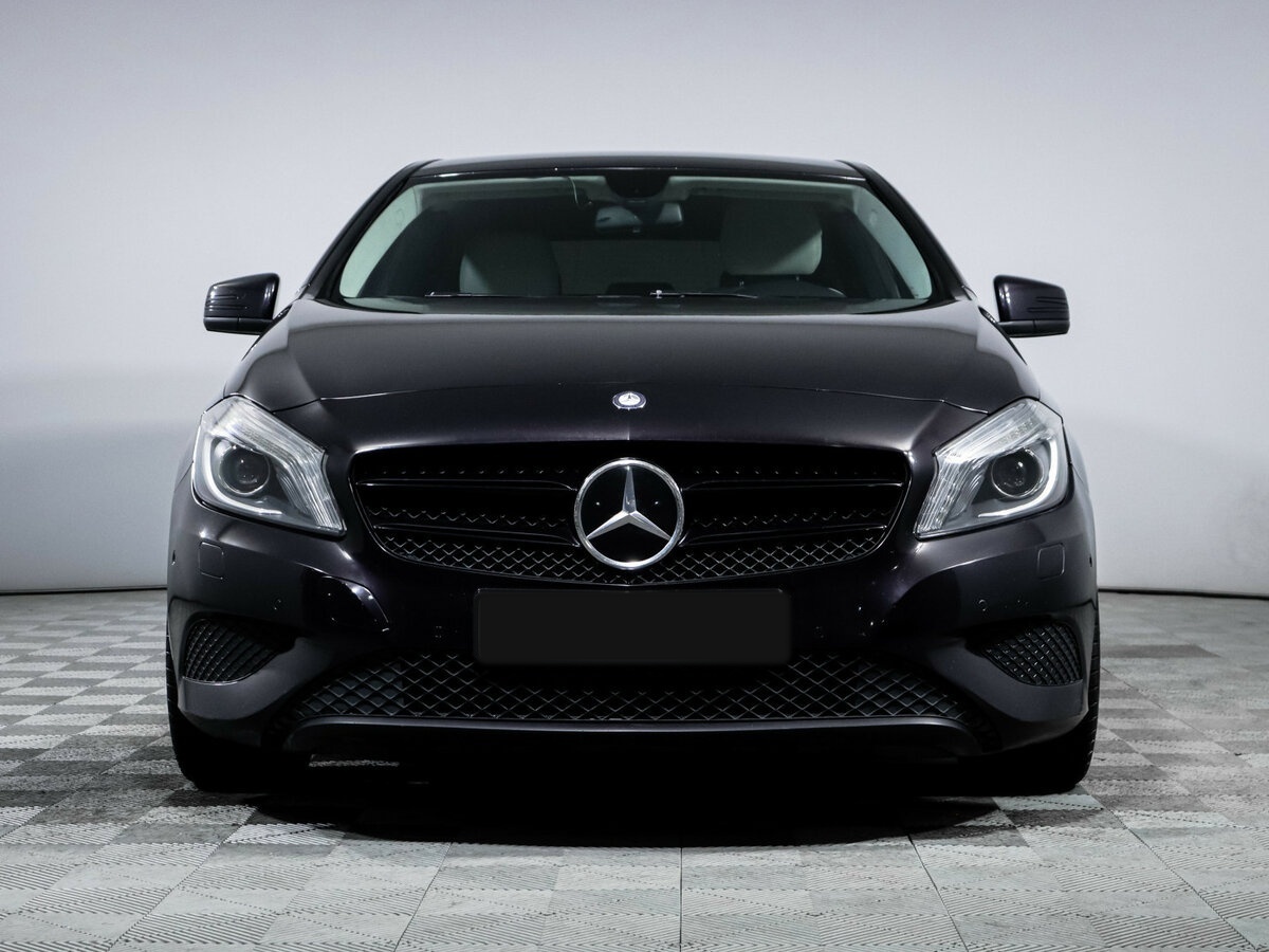 Mercedes-Benz A-Класс 180 III (W176), 2013 - фото №2