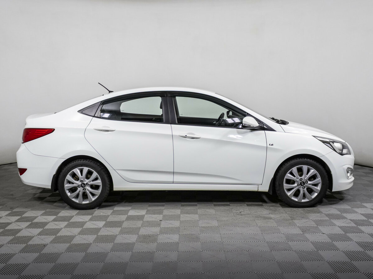Hyundai Solaris I Рестайлинг, 2015 - фото №4