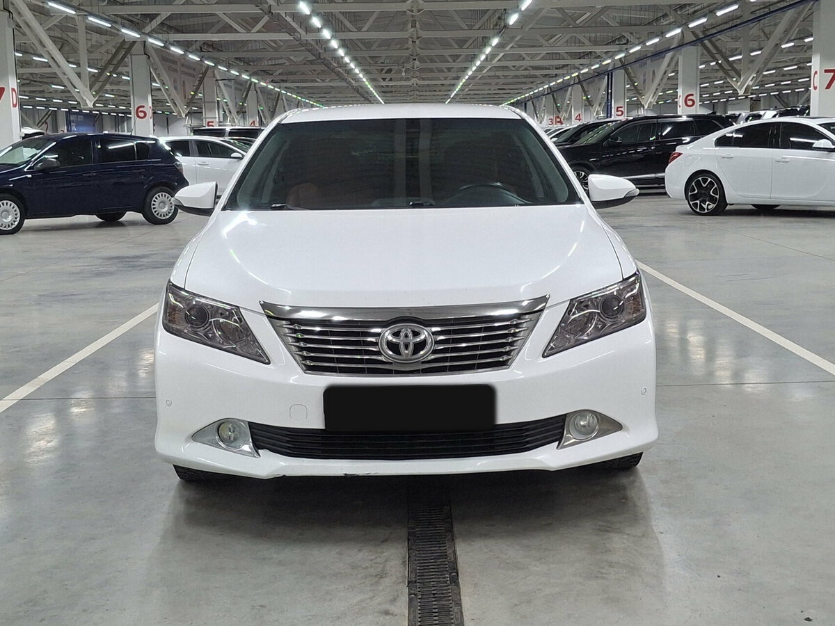 Toyota Camry VII (XV50), 2013 - фото №2