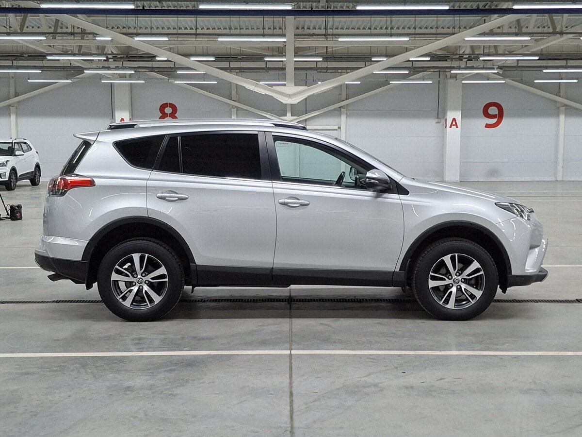Toyota RAV4 IV (XA40) Рестайлинг, 2019 - фото №4