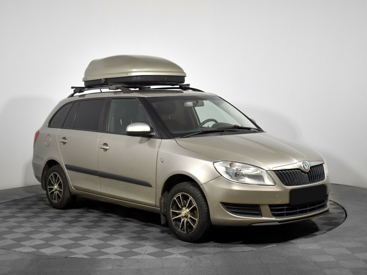 Skoda Fabia II Рестайлинг, 2012 - фото №3