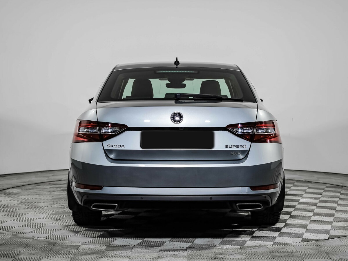 Skoda Superb III, 2016 - фото №4