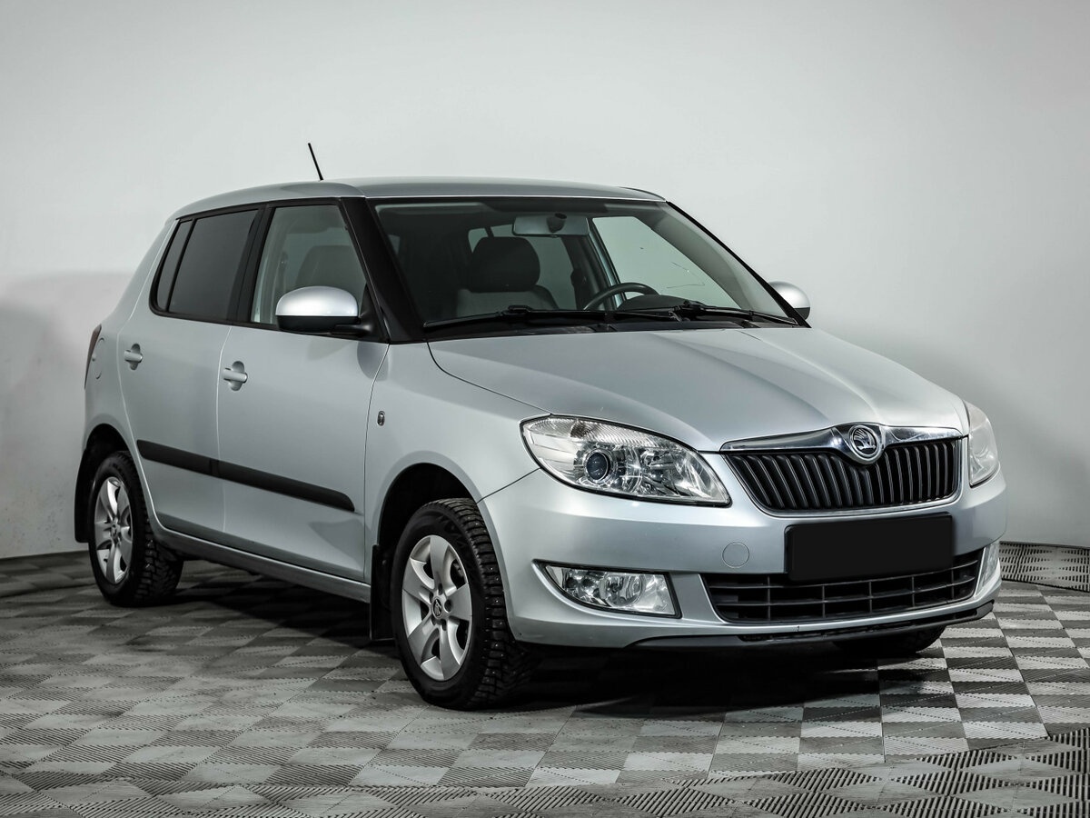 Skoda Fabia II Рестайлинг, 2014 - фото №3