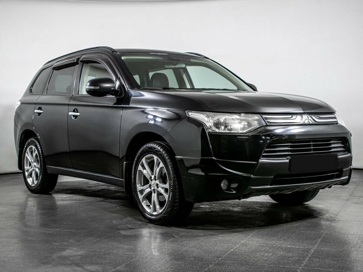 Mitsubishi Outlander III, 2013 - фото №3