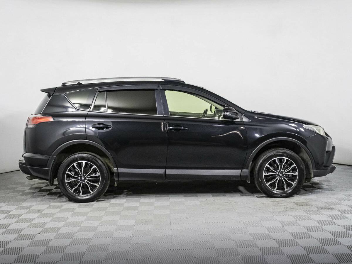 Toyota RAV4 IV (XA40) Рестайлинг, 2015 - фото №4
