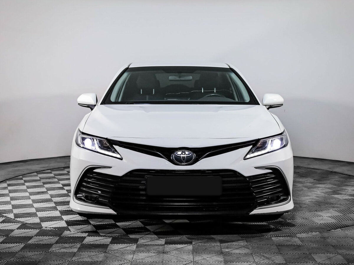 Toyota Camry VIII (XV70) Рестайлинг, 2021 - фото №2