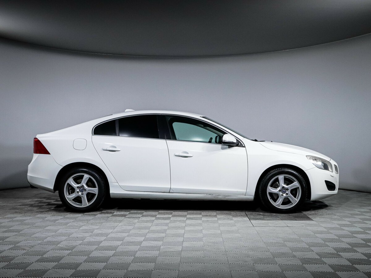 Volvo S60 II, 2012 - фото №4