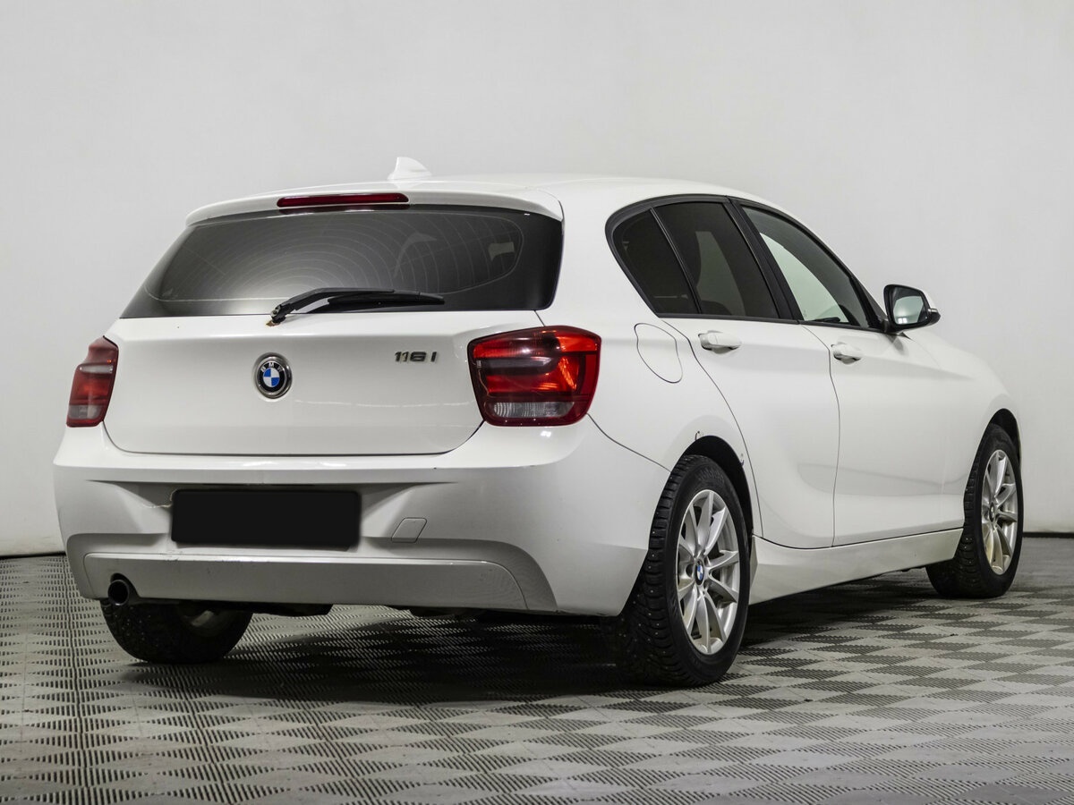 BMW 1 серии 116i II (F20/F21), 2012 - фото №4