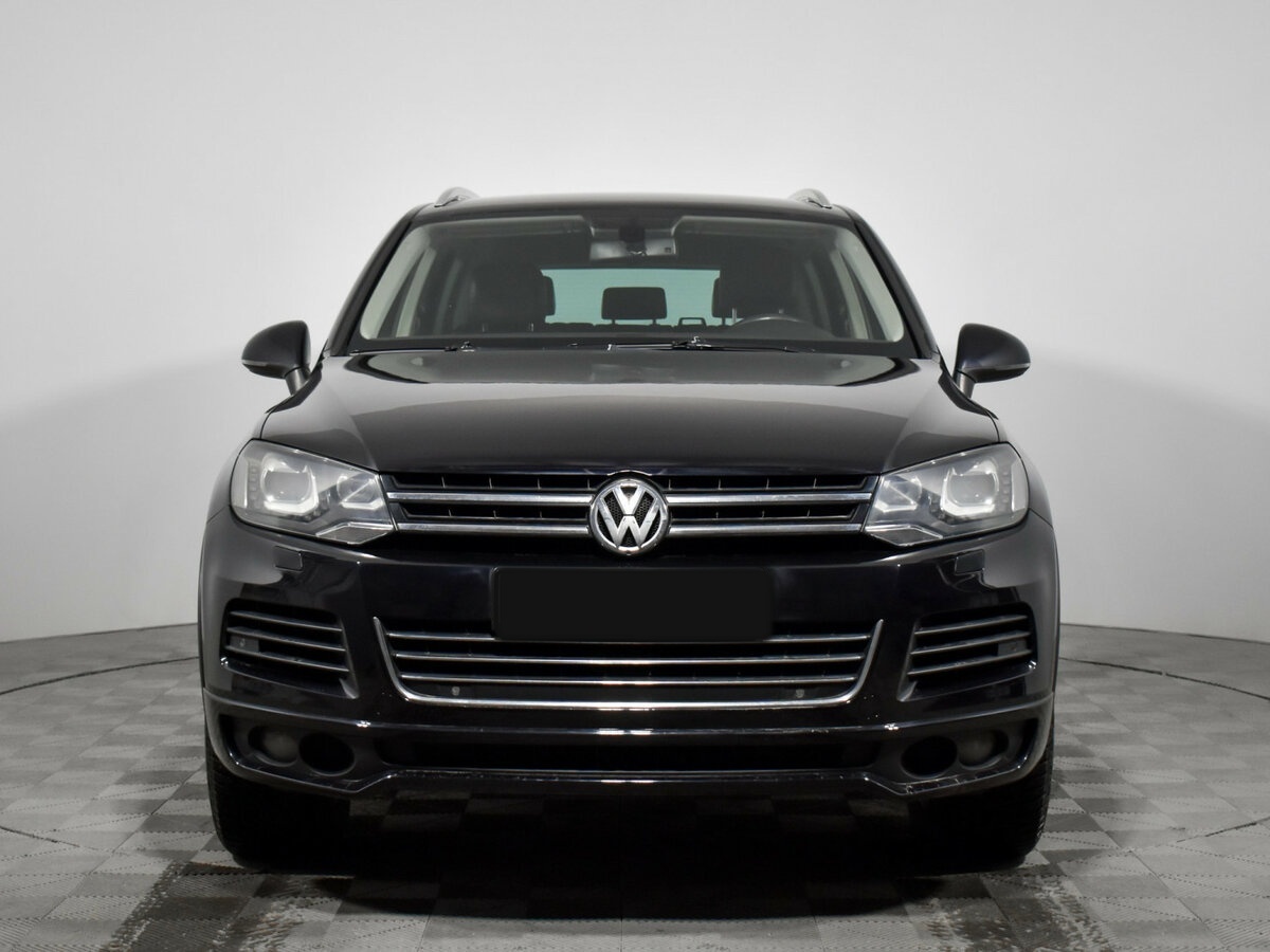 Volkswagen Touareg II, 2014 - фото №2