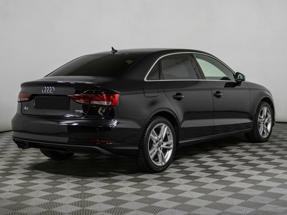 Audi A3 III (8V) Рестайлинг, 2017 - фото №4