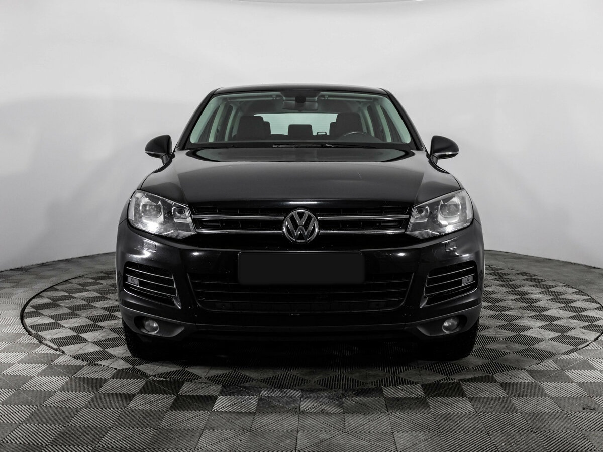 Volkswagen Touareg II, 2012 - фото №2