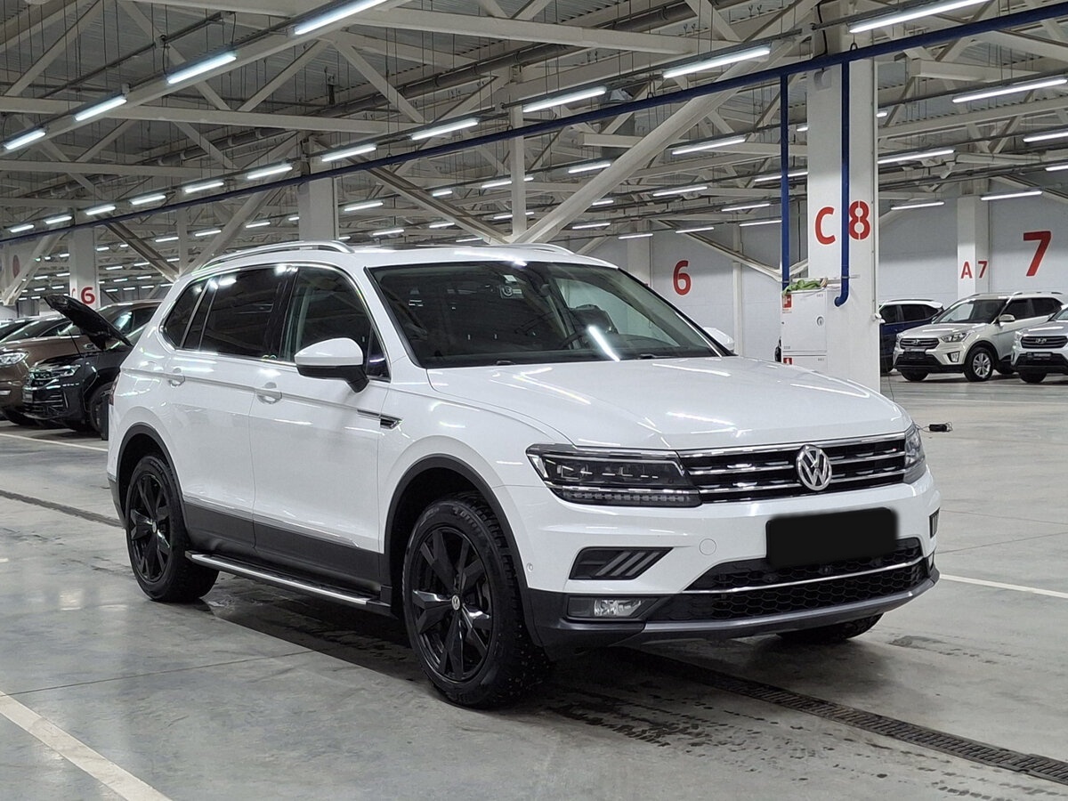 Volkswagen Tiguan Allspace II, 2018 - фото №3