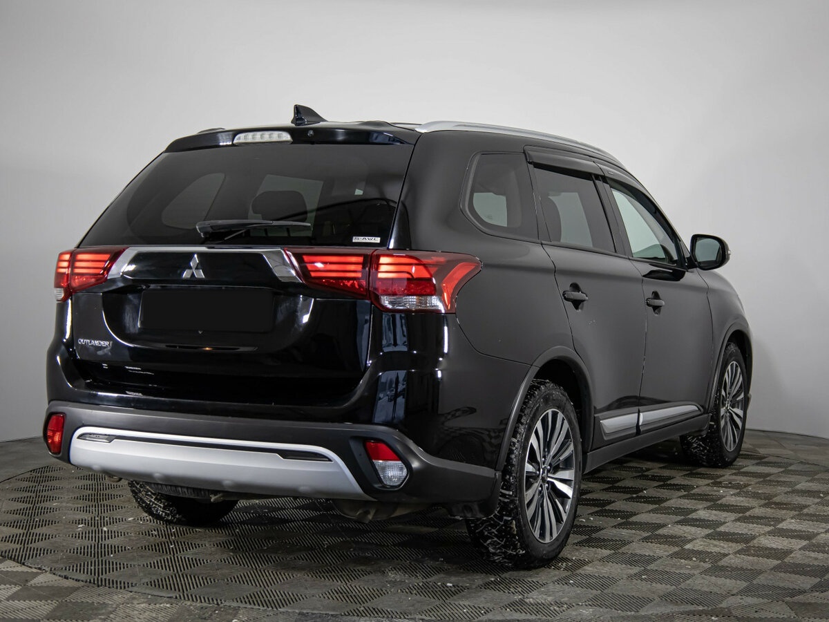 Mitsubishi Outlander III Рестайлинг 3, 2020 - фото №3
