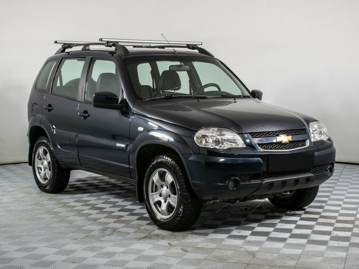 Chevrolet Niva I Рестайлинг, 2012 - фото №3