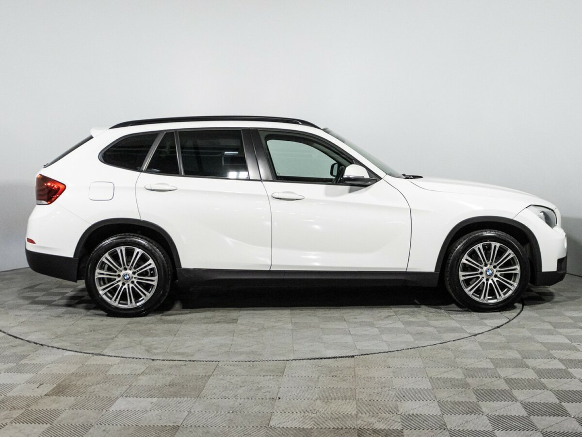 BMW X1 18i I (E84) Рестайлинг, 2013 - фото №4
