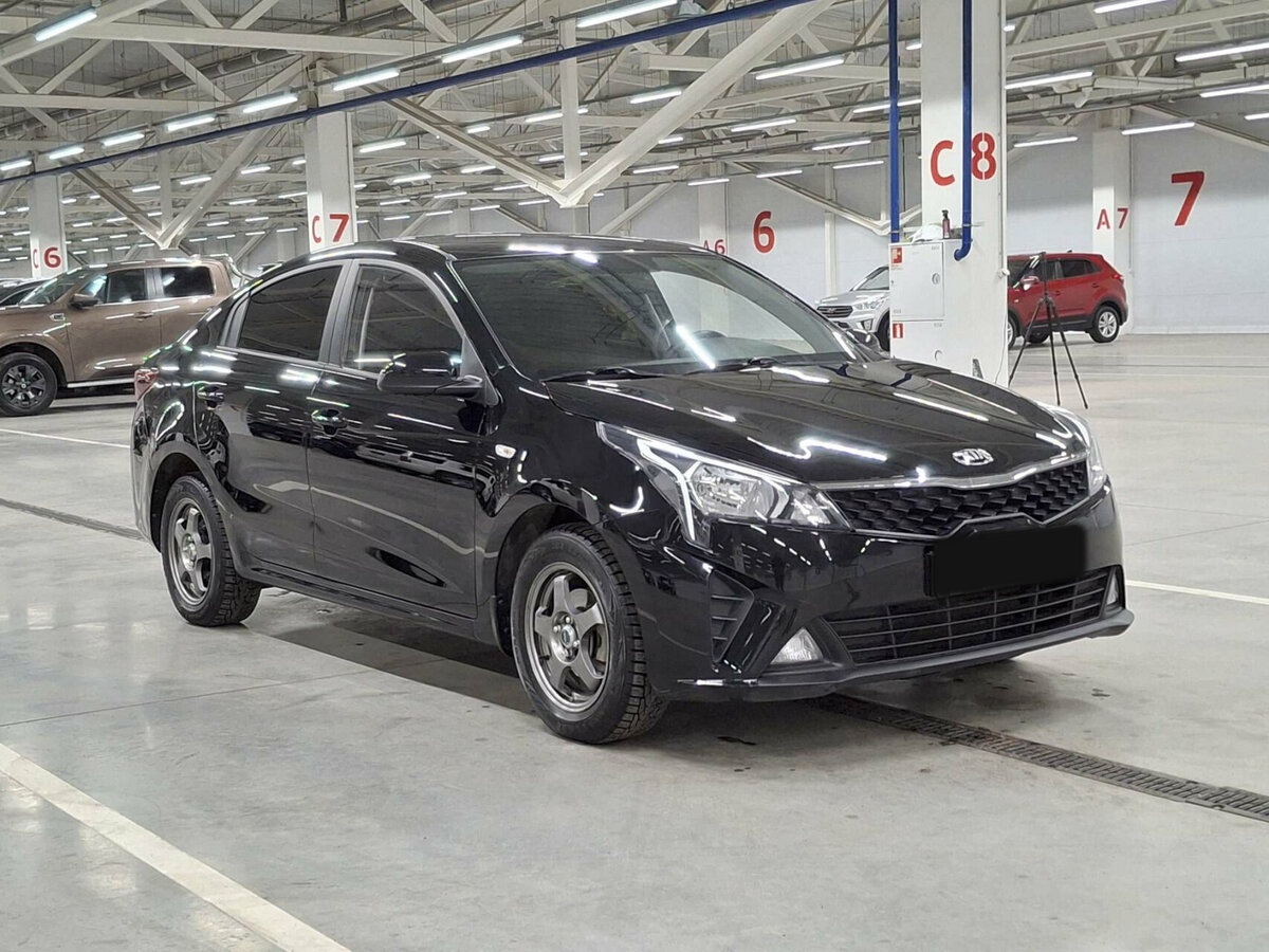 Kia Rio IV Рестайлинг, 2021 - фото №3