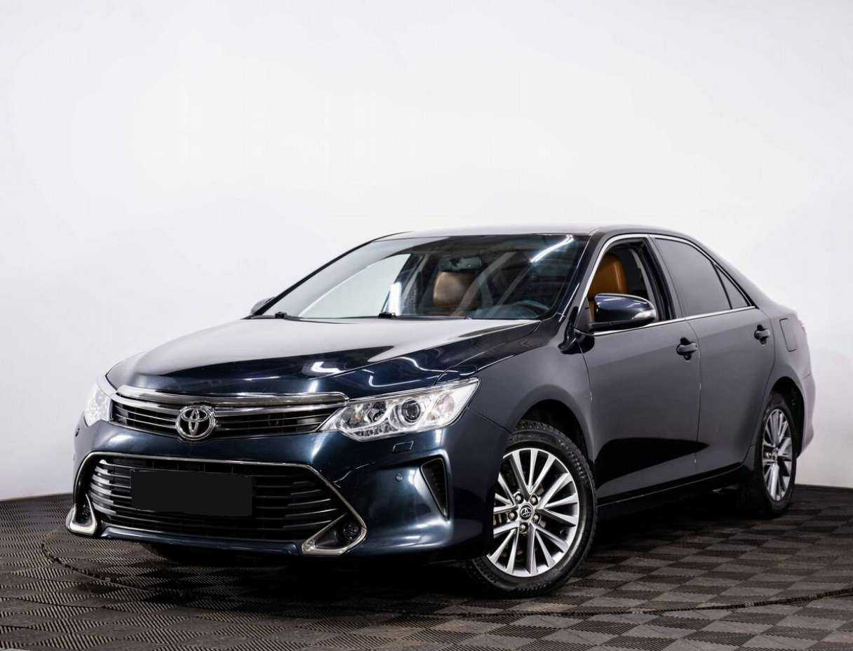 Toyota Camry, 2015