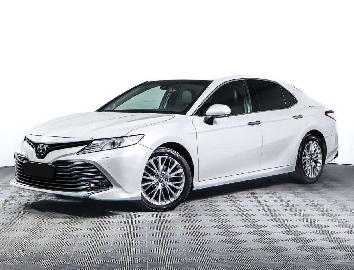 Toyota Camry, 2019