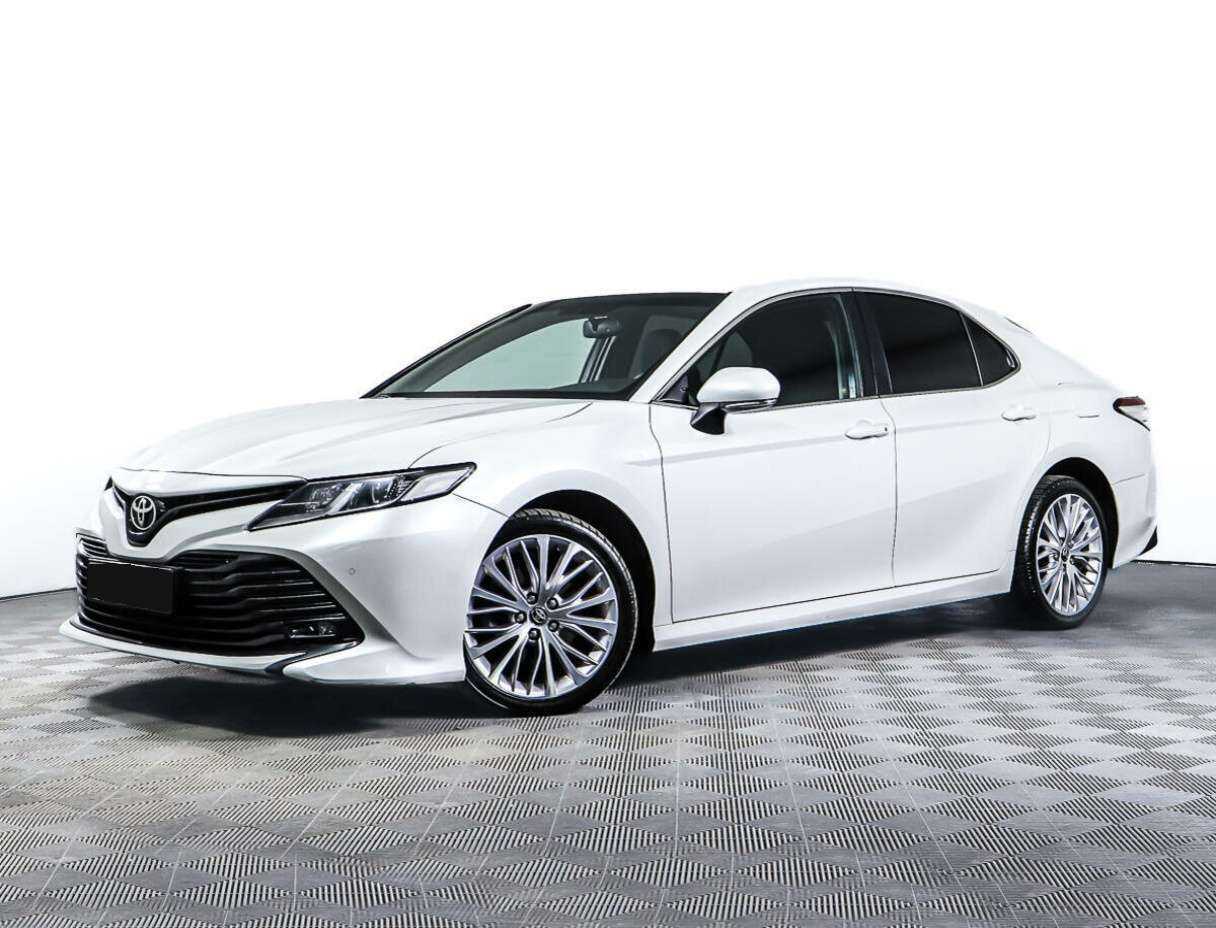 Toyota Camry, 2020