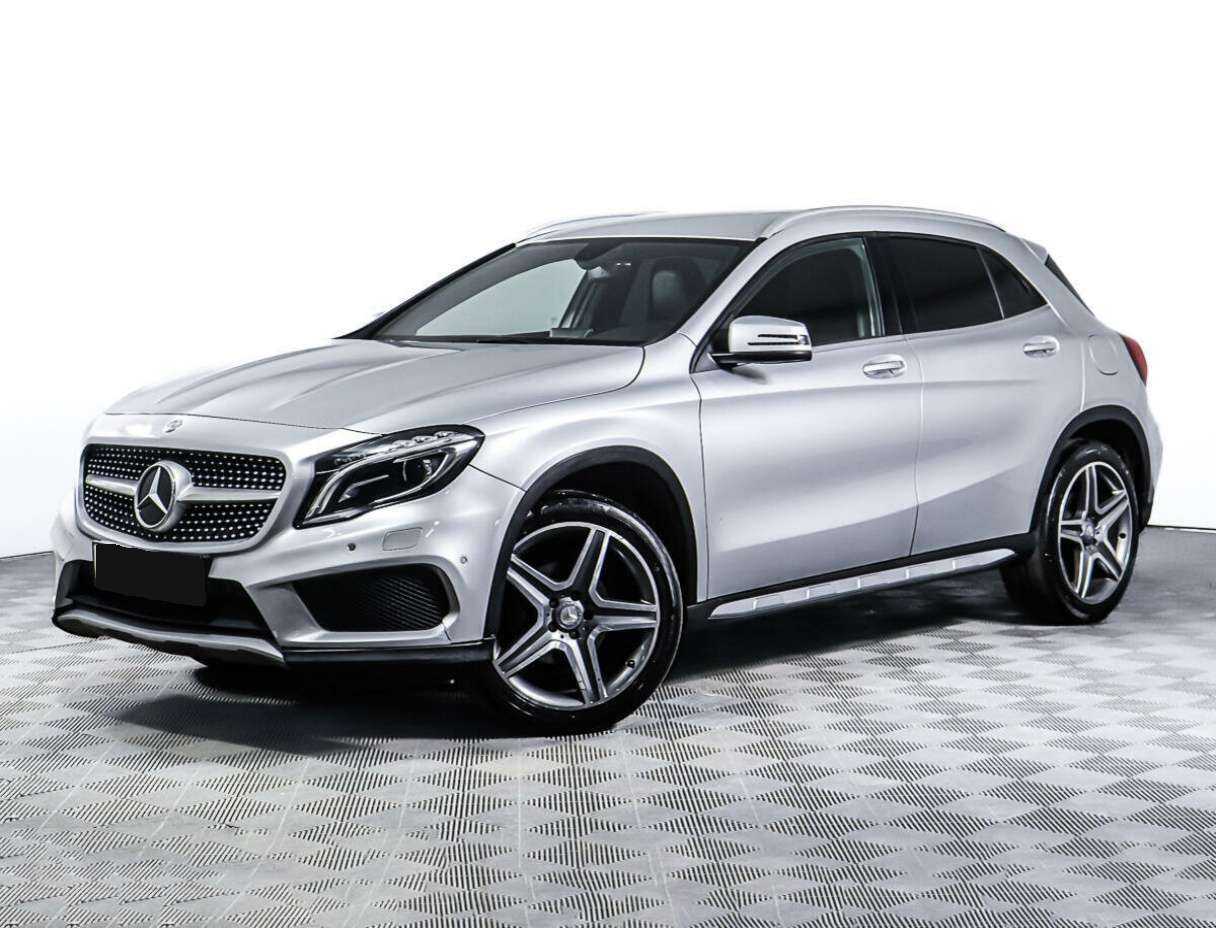 Mercedes-Benz GLA 200, 2015