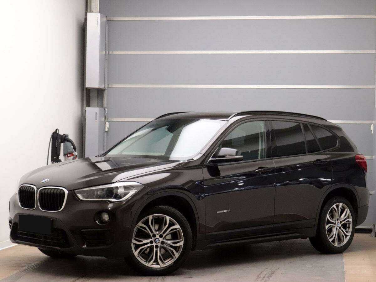 BMW X1 18d xDrive, 2017 - фото №1