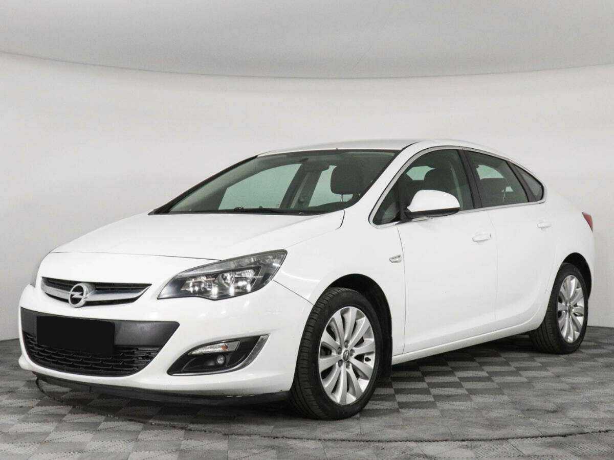 Opel Astra, 2014 - фото №1