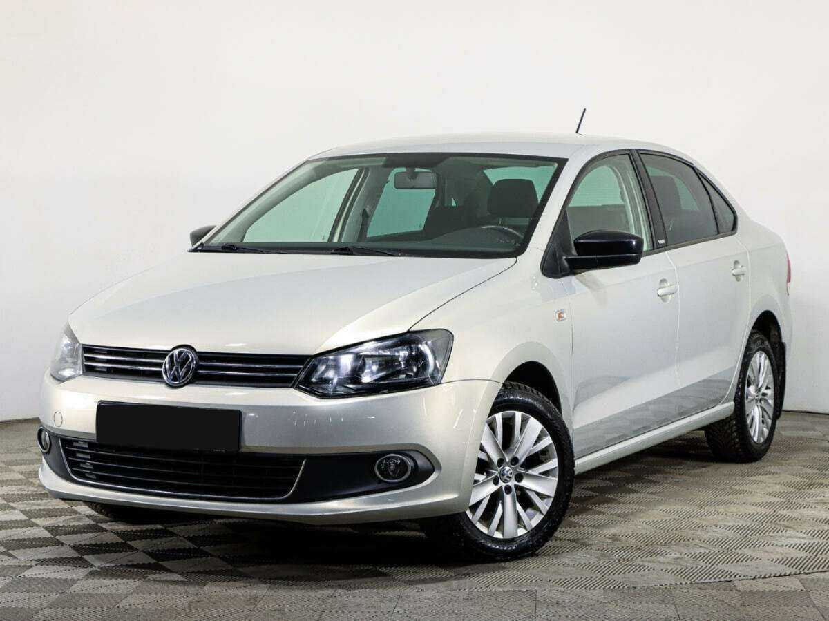 Volkswagen Polo, 2014 - фото №1