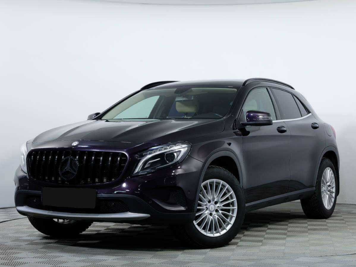 Mercedes-Benz GLA 200, 2015