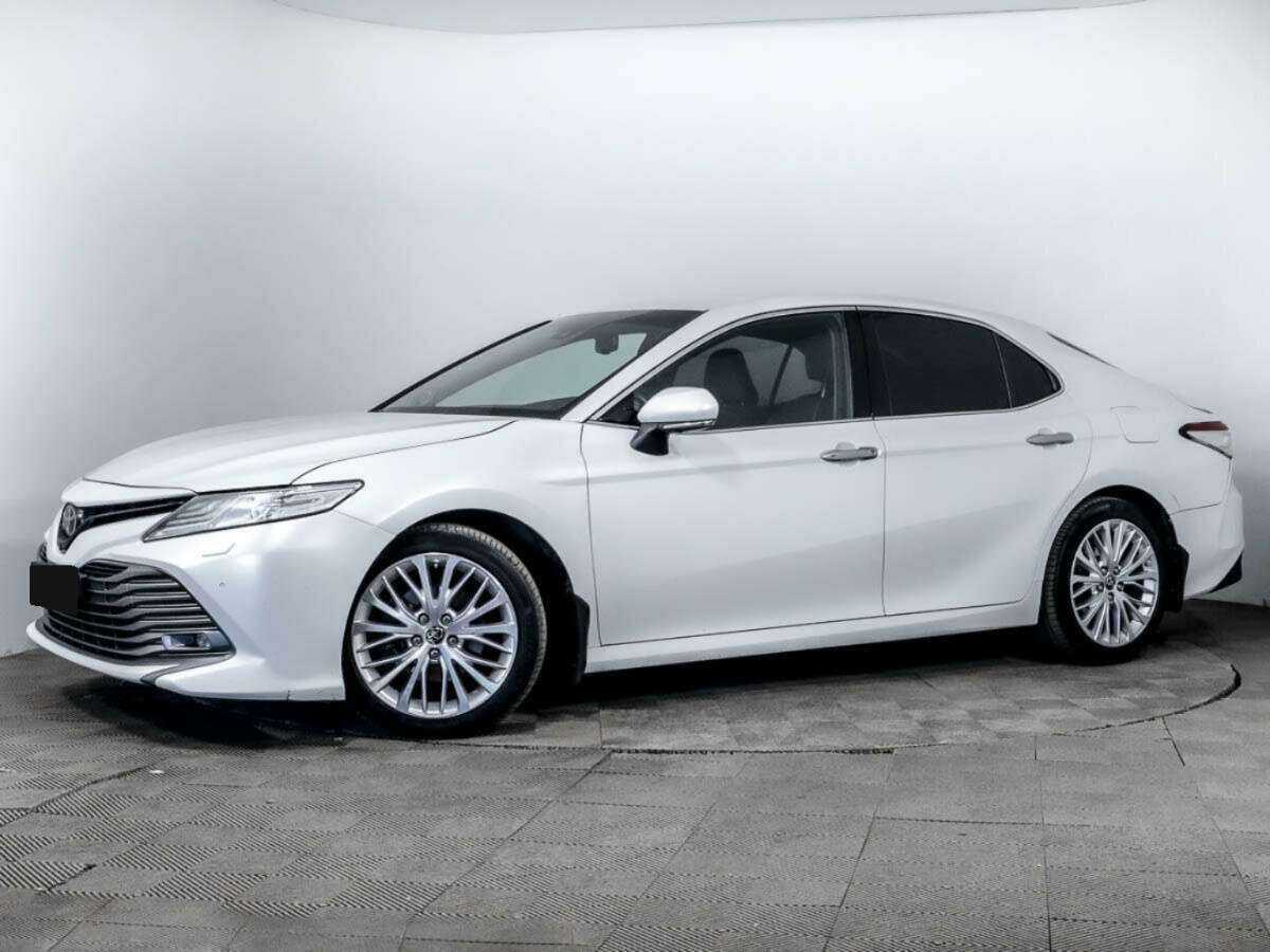 Toyota Camry, 2018
