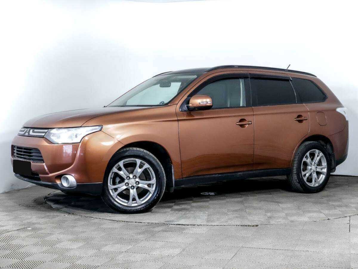 Mitsubishi Outlander, 2012 - фото №1