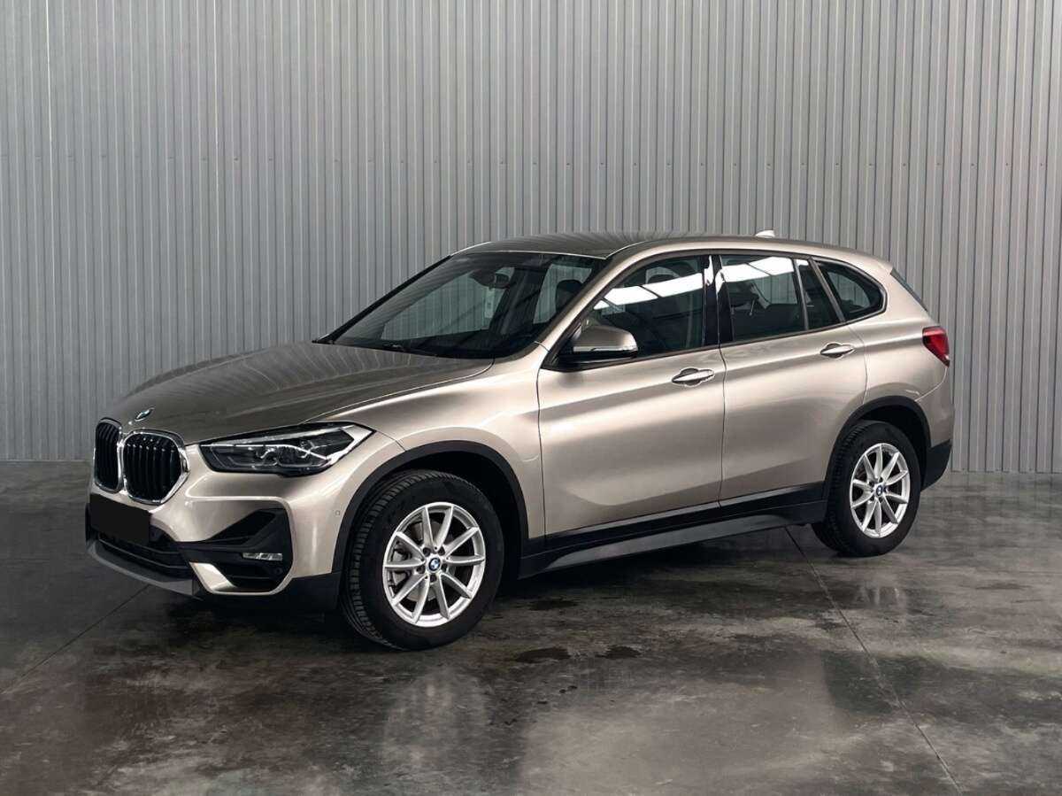 BMW X1 18i sDrive, 2021